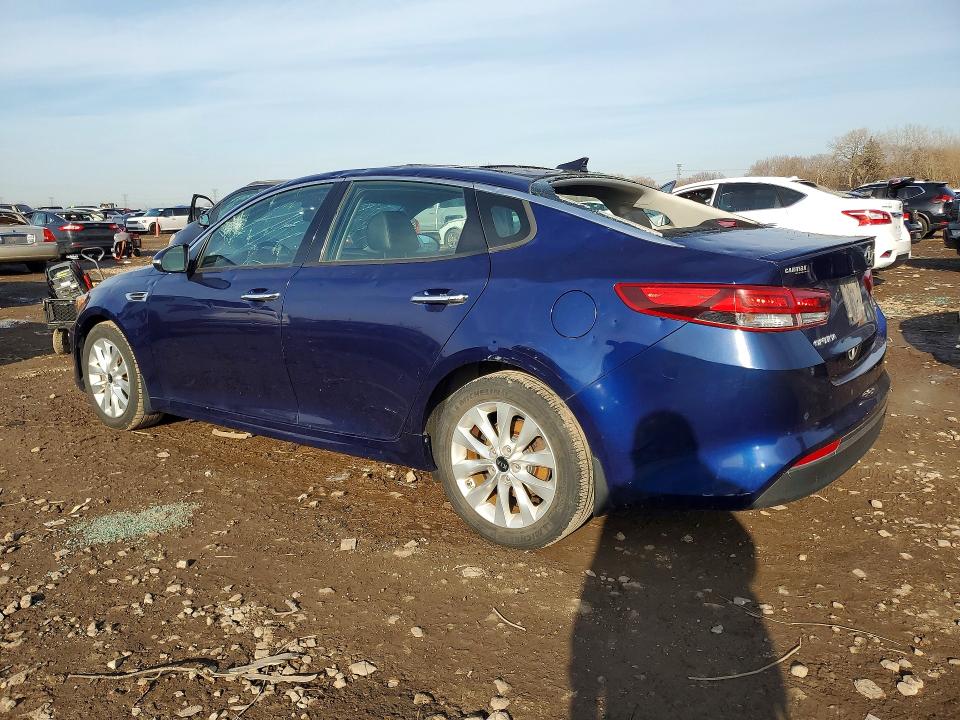 2018 Kia Optima მანქანა იყიდება აუქციონზე, vin: 5XXGT4L3XJG230583, აუქციონის ნომერი: 46460336