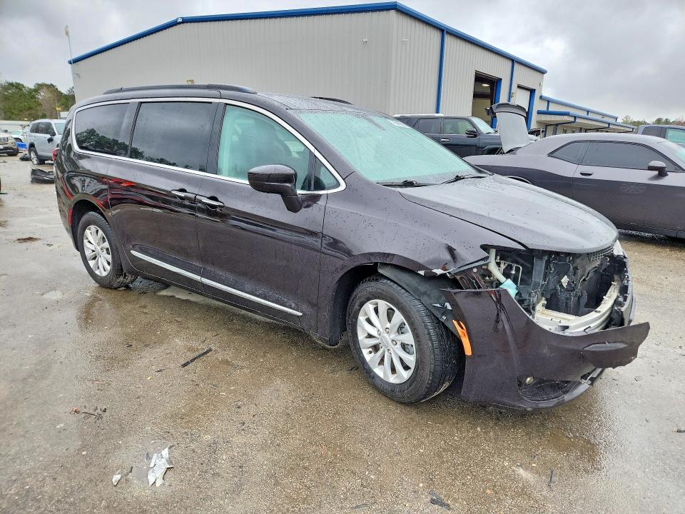 2017 Chrysler Pacifica მანქანა იყიდება აუქციონზე, vin: 2C4RC1BG1HR660533, აუქციონის ნომერი: 79945215
