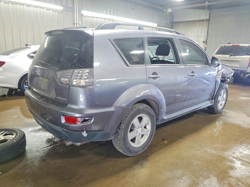 2010 Mitsubishi Outlander მანქანა იყიდება აუქციონზე, vin: JA4AT2AW2AZ013656, აუქციონის ნომერი: 46923586