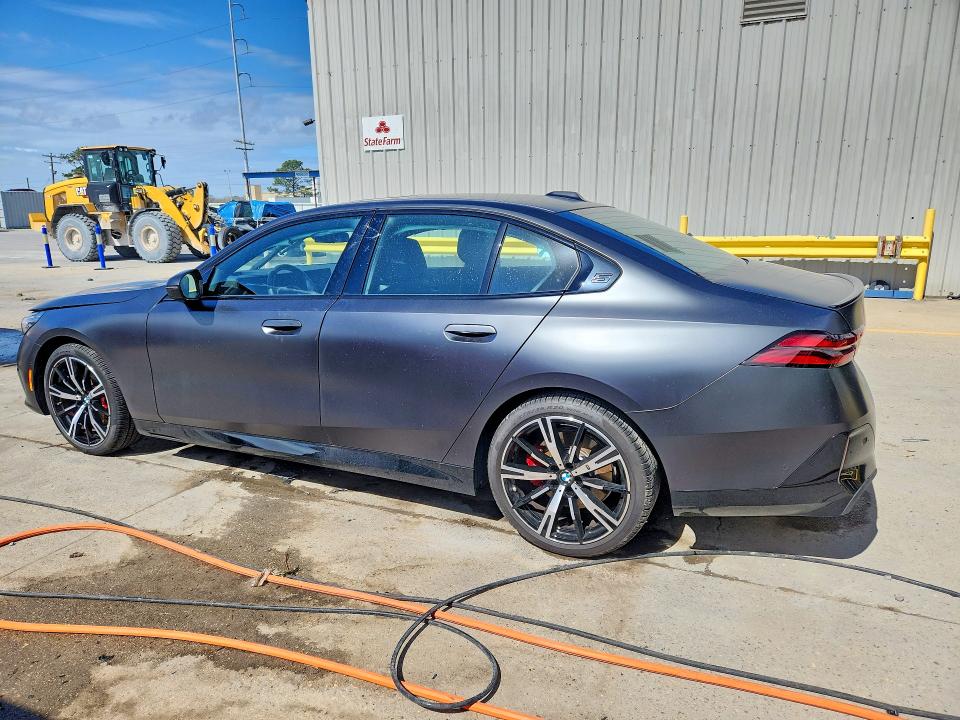 79909775 :رقم المزاد ، WBA43FJ07TCV97108 vin ، 2026 Bmw 530 مزاد بيع