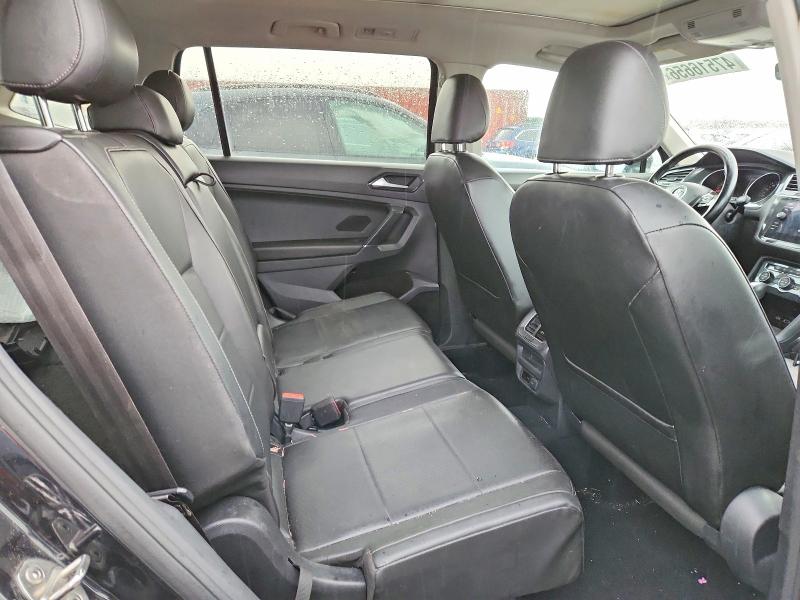 47516656 :رقم المزاد ، 3VV2B7AX0JM031238 vin ، 2018 Volkswagen Tiguan مزاد بيع