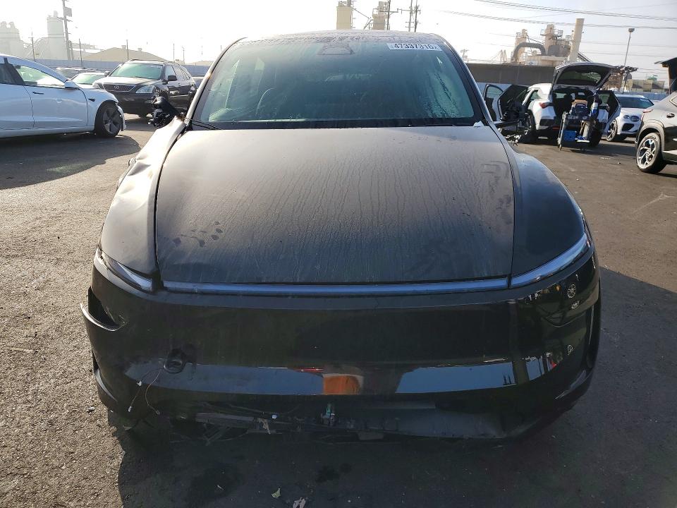 47337316 :رقم المزاد ، 7SAYGDED1TF560166 vin ، 2026 Tesla Model Y مزاد بيع