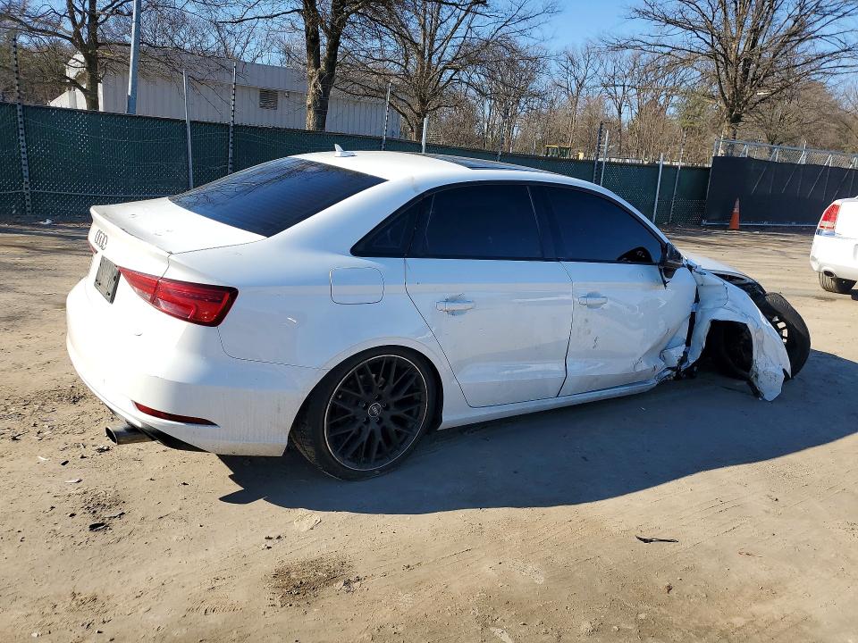 Aukcja sprzedaży 2018 Audi A3, vin: WAUB8GFF4J1041231, numer aukcji: 45562926