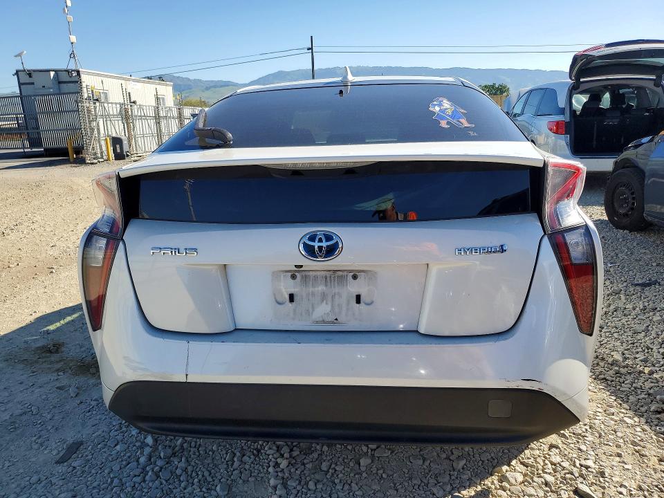 2016 Toyota Prius მანქანა იყიდება აუქციონზე, vin: JTDKARFU7G3002261, აუქციონის ნომერი: 46740526