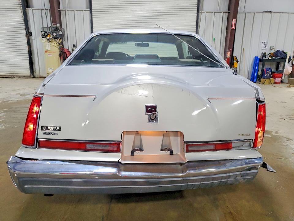 1990 Lincoln Mark Vii მანქანა იყიდება აუქციონზე, vin: 1LNCM92E5LY792467, აუქციონის ნომერი: 45762616