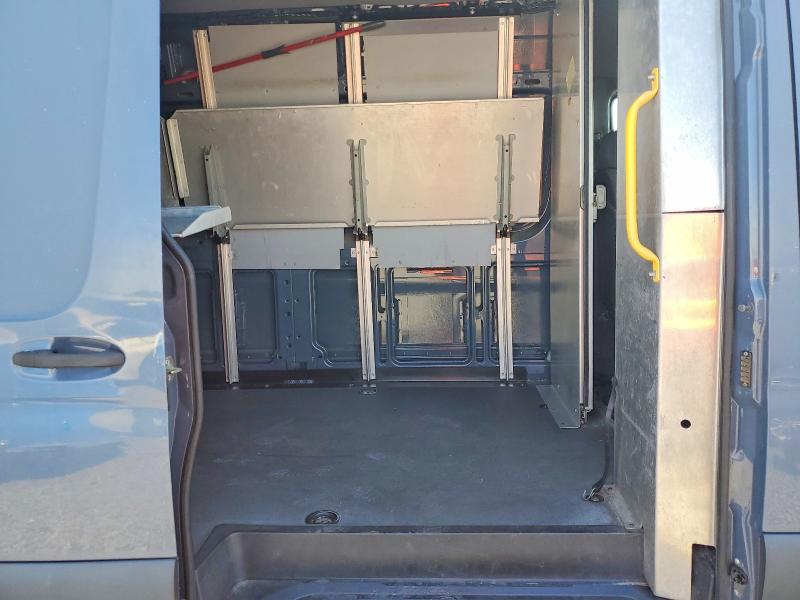 46536106 :رقم المزاد ، WD4PF1CD4KP115945 vin ، 2019 Mercedes Benz Sprinter مزاد بيع