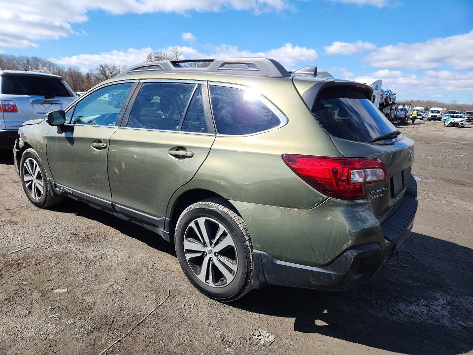 2018 Subaru Outback მანქანა იყიდება აუქციონზე, vin: 4S4BSANCXJ3323785, აუქციონის ნომერი: 47335186