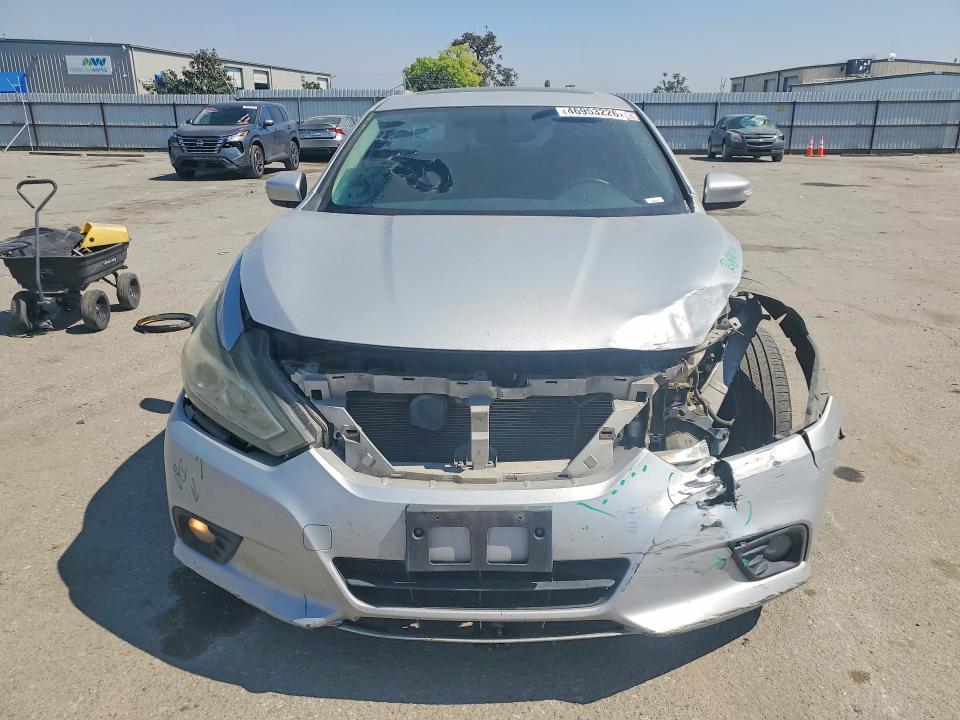 Продажа на аукционе авто 2017 Nissan Altima, vin: 1N4AL3AP8HC269338, номер лота: 46953226