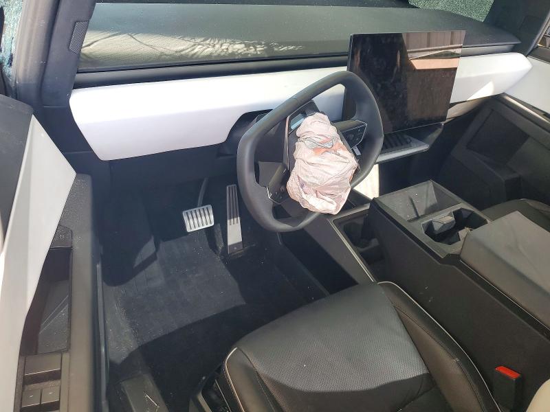 41589576 :رقم المزاد ، 7G2CEHED0RA016281 vin ، 2024 Tesla Cybertruck مزاد بيع