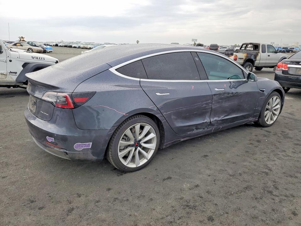 Aukcja sprzedaży 2018 Tesla Model 3, vin: 5YJ3E1EB1JF185015, numer aukcji: 48243346