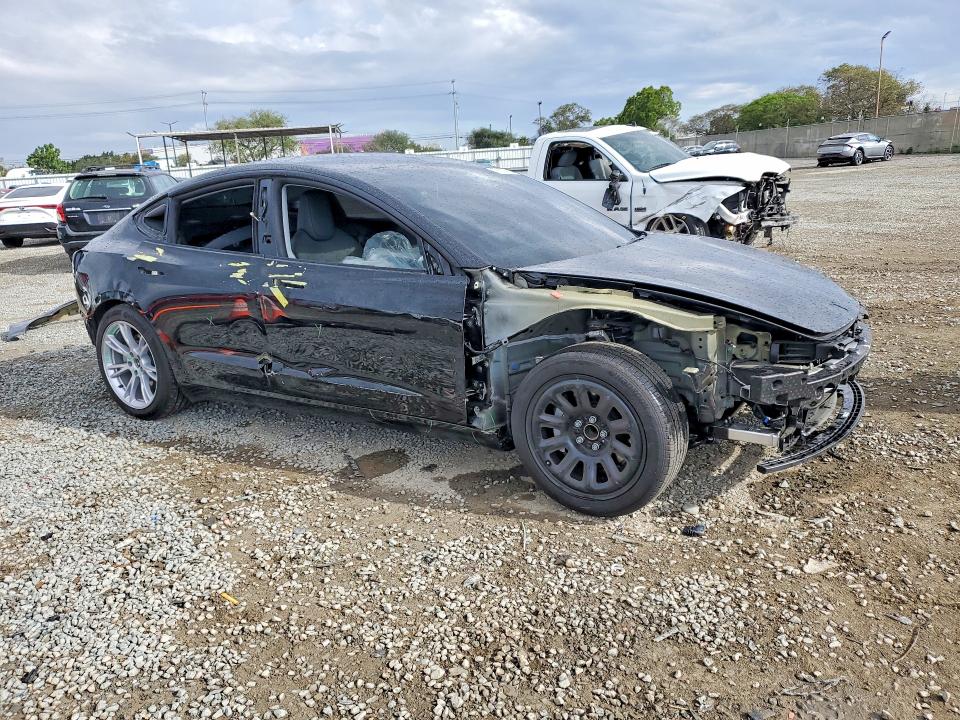 Продажа на аукционе авто 2025 Tesla Model 3, vin: 5YJ3E1EA6SF135879, номер лота: 79125625
