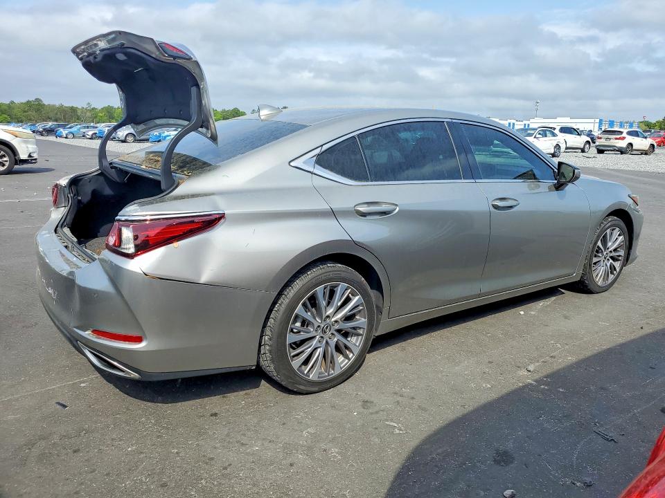 47611876 :رقم المزاد ، 58ADZ1B19MU098130 vin ، 2021 Lexus Es مزاد بيع