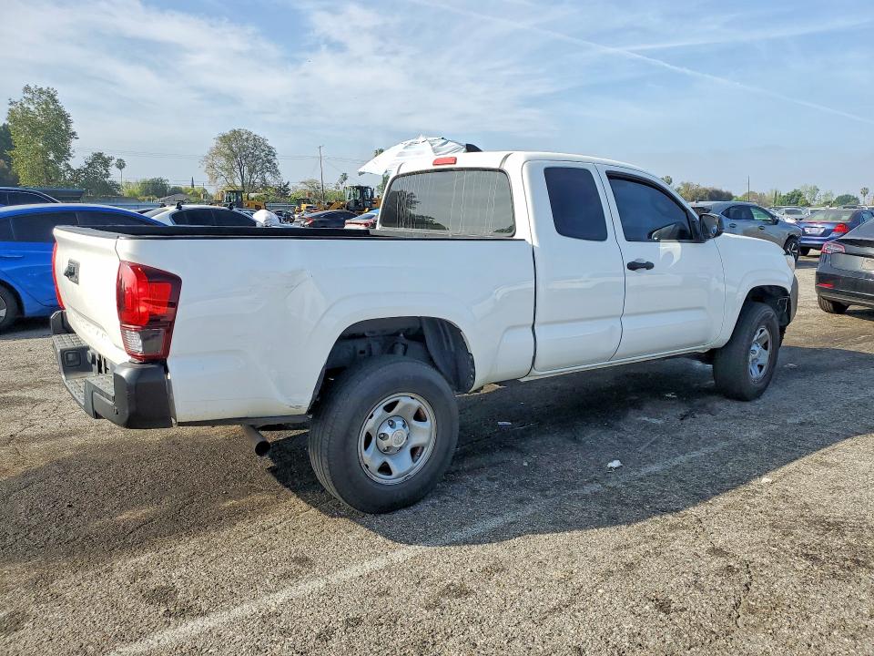 47760406 :رقم المزاد ، 5TFRX5GN1JX112123 vin ، 2018 Toyota Tacoma مزاد بيع