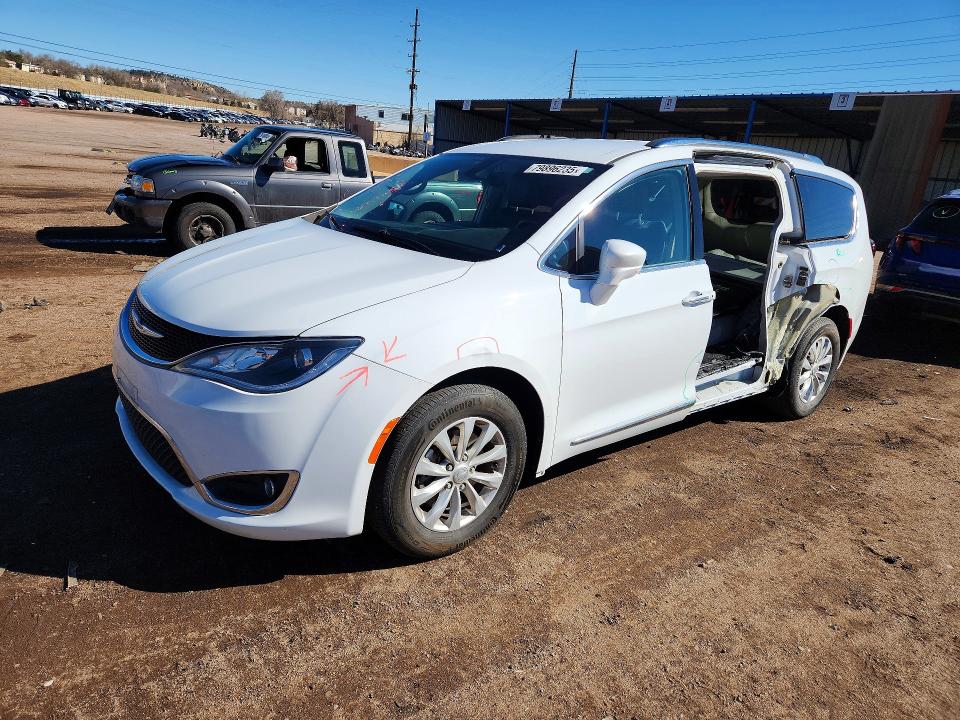Auction sale of the 2019 Chrysler Pacifica, vin: 2C4RC1BG7KR554076, lot number: 79896235