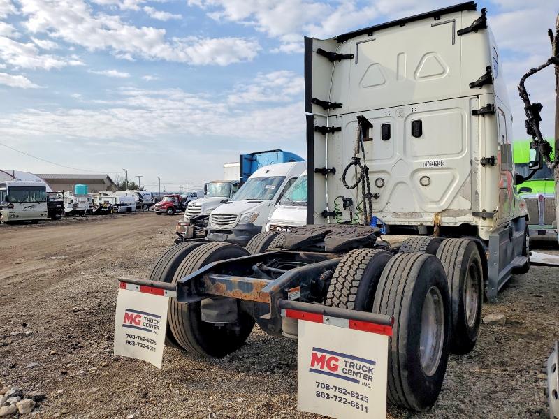 47646346 :رقم المزاد ، 3AKJGLDR3HSJB8234 vin ، 2017 Freightliner Cascadia مزاد بيع