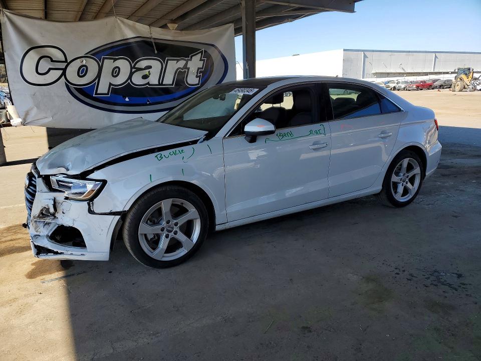 2019 Audi A3 მანქანა იყიდება აუქციონზე, vin: WAUAUGFF8K1012310, აუქციონის ნომერი: 46490346