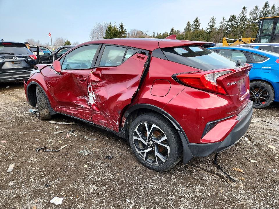 41737516 :رقم المزاد ، NMTKHMBX9JR060486 vin ، 2018 Toyota C-hr مزاد بيع