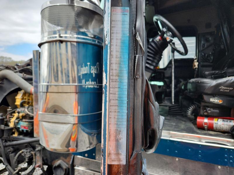 2004 Kenworth Construction მანქანა იყიდება აუქციონზე, vin: 1XKWDB9X94J063743, აუქციონის ნომერი: 46928936