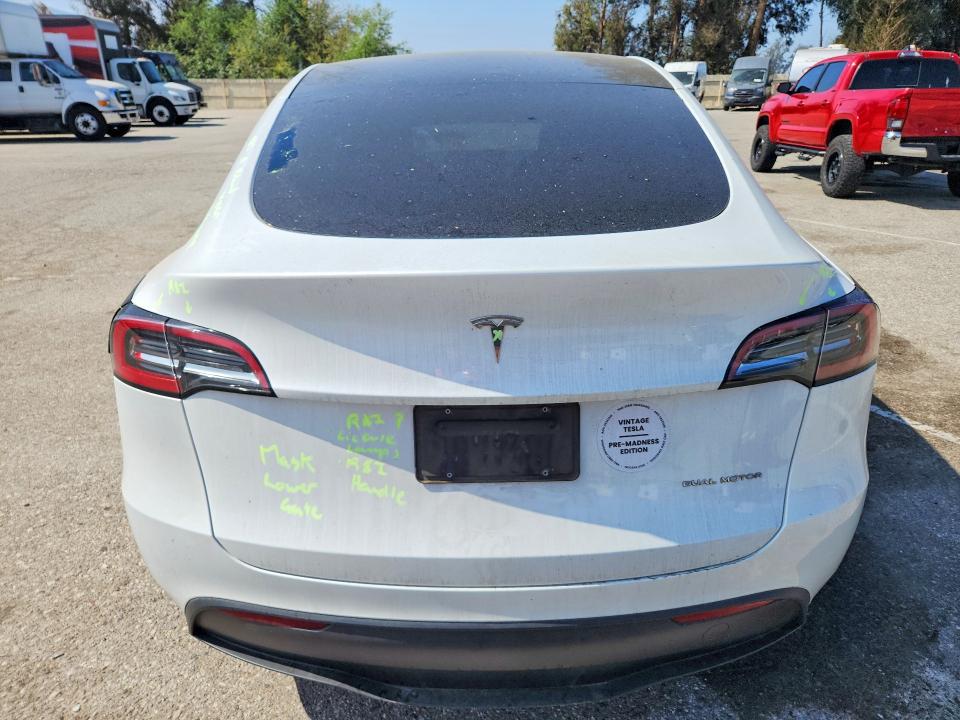 Продаж на аукціоні авто 2023 Tesla Model Y, vin: 7SAYGDEE5PF588566, номер лоту: 47392346