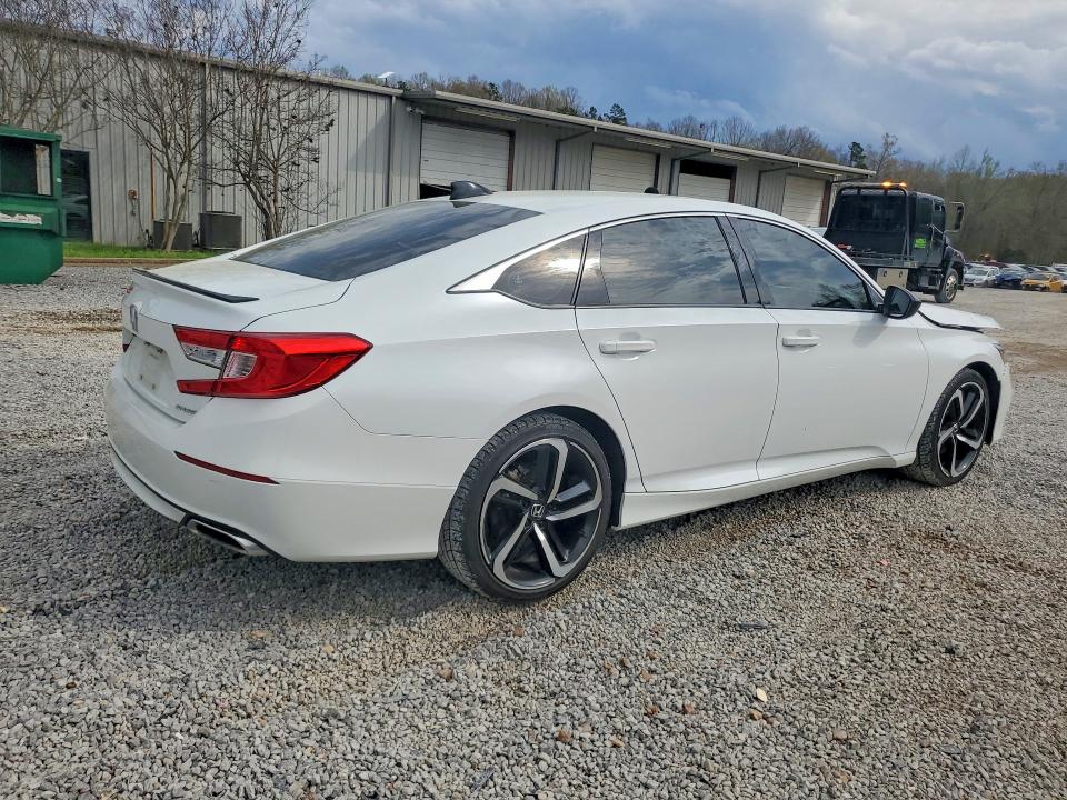 Продажа на аукционе авто 2022 Honda Accord, vin: 1HGCV1F30NA116565, номер лота: 45627776