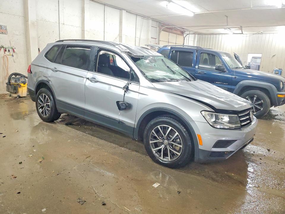 47217436 :رقم المزاد ، 3VV0B7AX0MM112350 vin ، 2021 Volkswagen Tiguan مزاد بيع