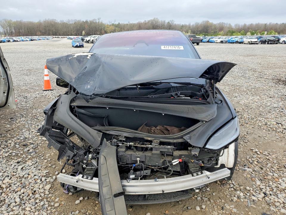 41717416 :رقم المزاد ، 7SAXCAE56RF446848 vin ، 2024 Tesla Model X مزاد بيع