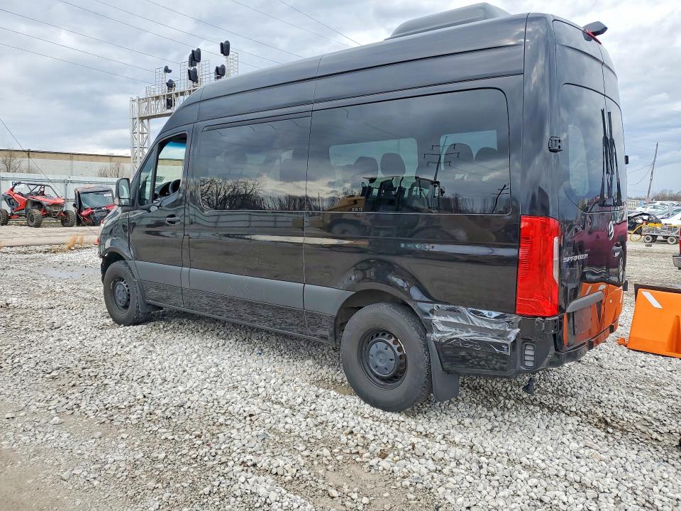 45638276 :رقم المزاد ، W1Z4NFHY7RP660144 vin ، 2024 Mercedes-benz Sprinter مزاد بيع