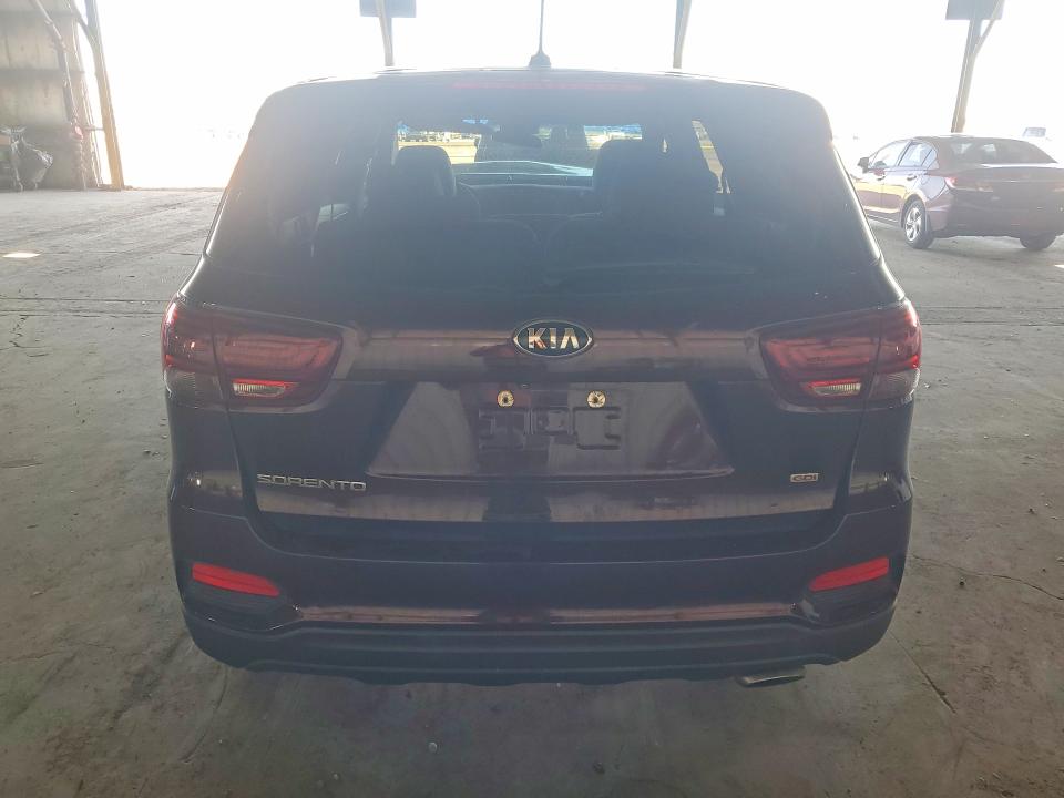 2019 Kia Sorento მანქანა იყიდება აუქციონზე, vin: 5XYPG4A38KG575423, აუქციონის ნომერი: 46868436