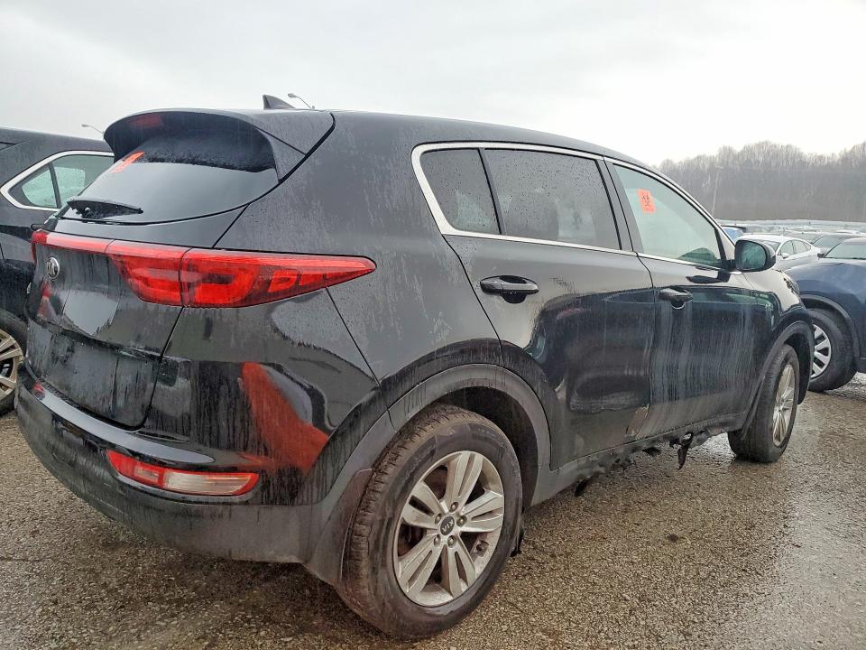 78541455 :رقم المزاد ، KNDPMCAC1H7243302 vin ، 2017 Kia Sportage مزاد بيع