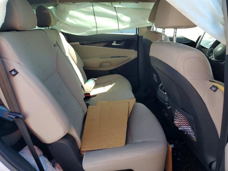 46554536 :رقم المزاد ، 5XYPG4A30KG591311 vin ، 2019 Kia Sorento مزاد بيع