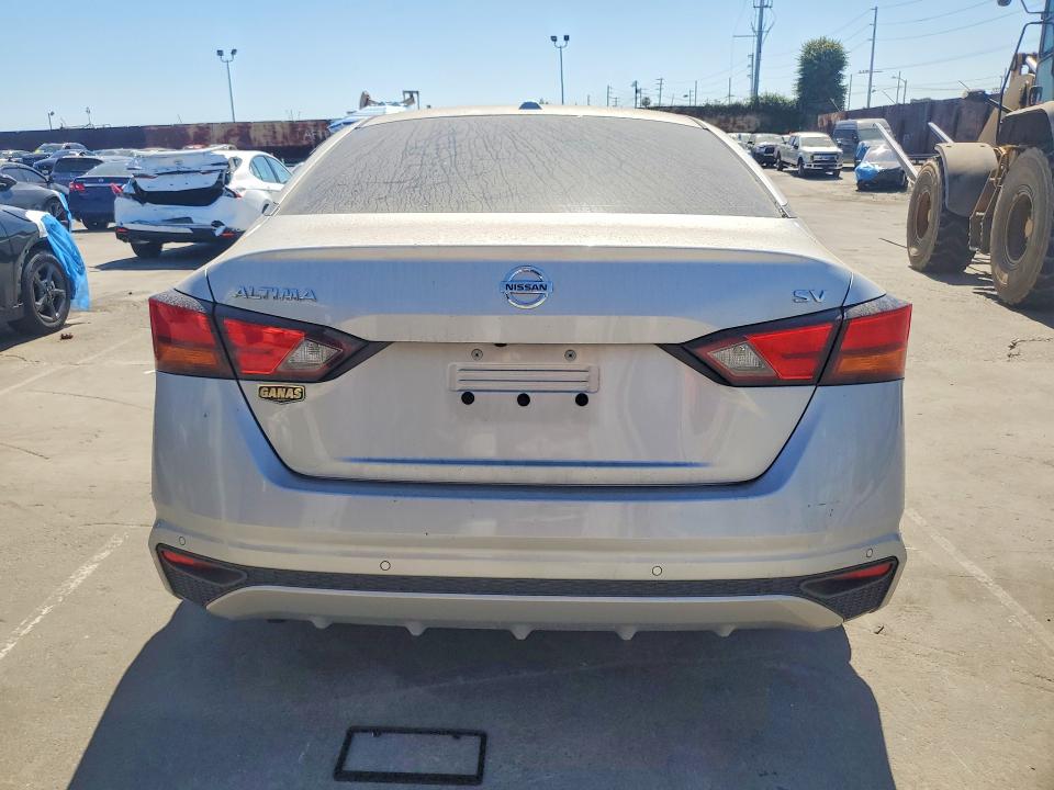 46766286 :رقم المزاد ، 1N4BL4DV2NN318652 vin ، 2022 Nissan Altima مزاد بيع