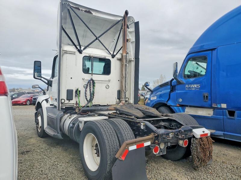 77532855 :رقم المزاد ، 1XPBA48X6JD478334 vin ، 2018 Peterbilt 579 مزاد بيع