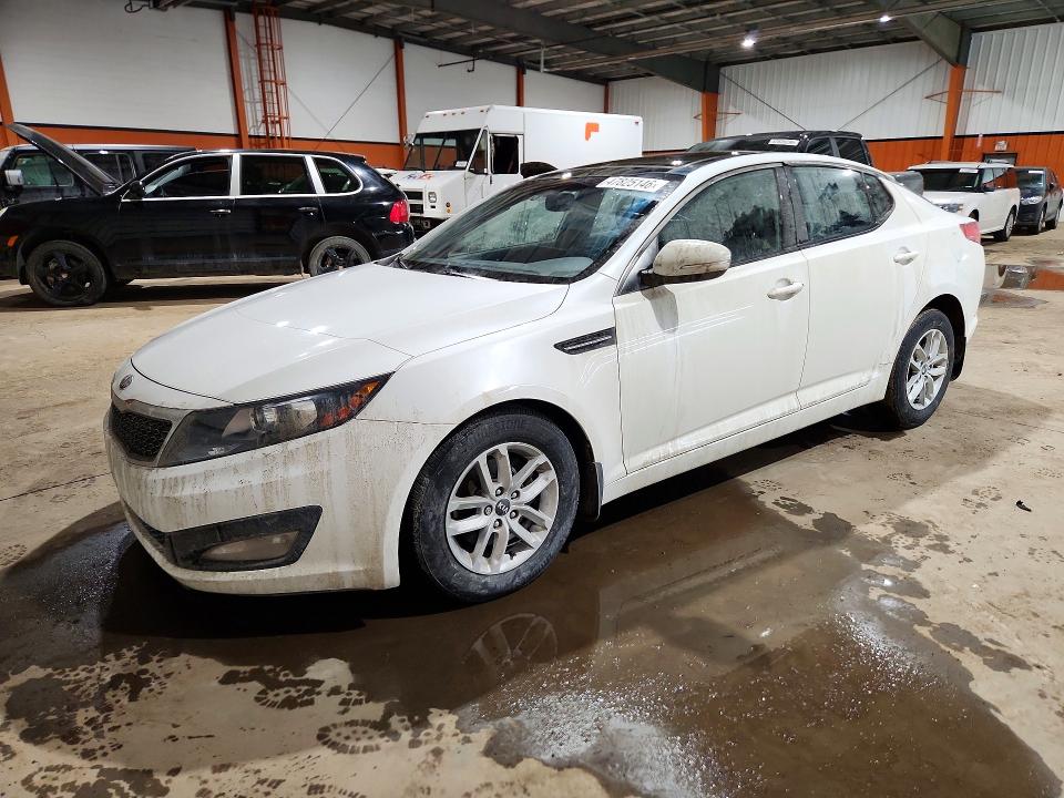 2013 Kia Optima მანქანა იყიდება აუქციონზე, vin: KNAGM4A77D5398500, აუქციონის ნომერი: 47825146