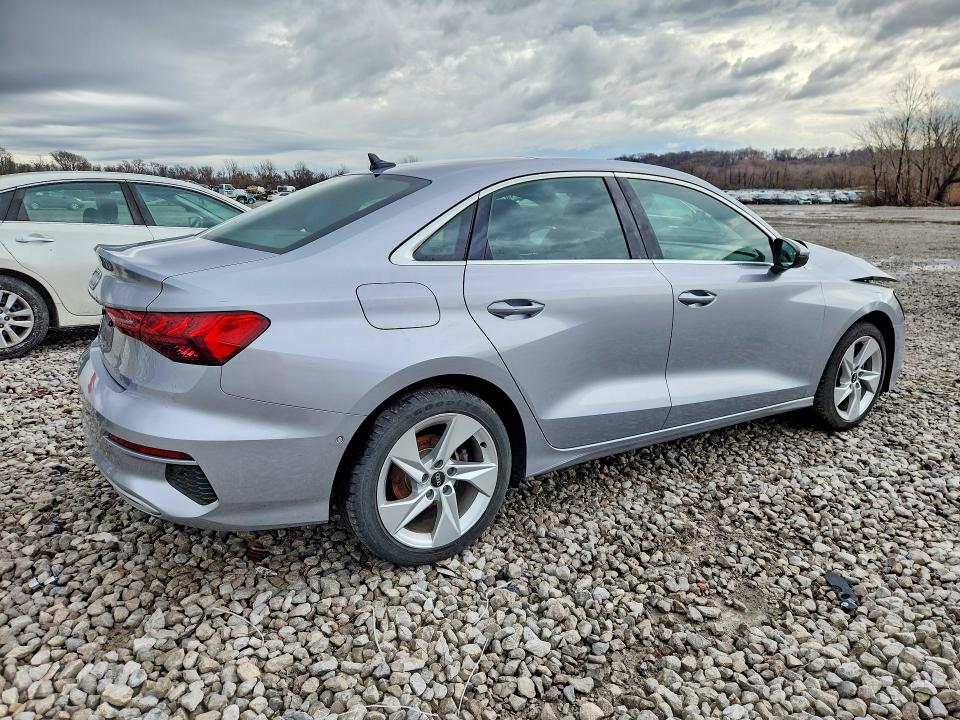 41590816 :رقم المزاد ، WAUAUDGY3NA060963 vin ، 2022 Audi A3 مزاد بيع