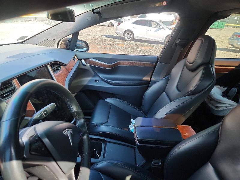 Продажа на аукционе авто 2019 Tesla Model X, vin: 5YJXCBE2XKF180202, номер лота: 46859316