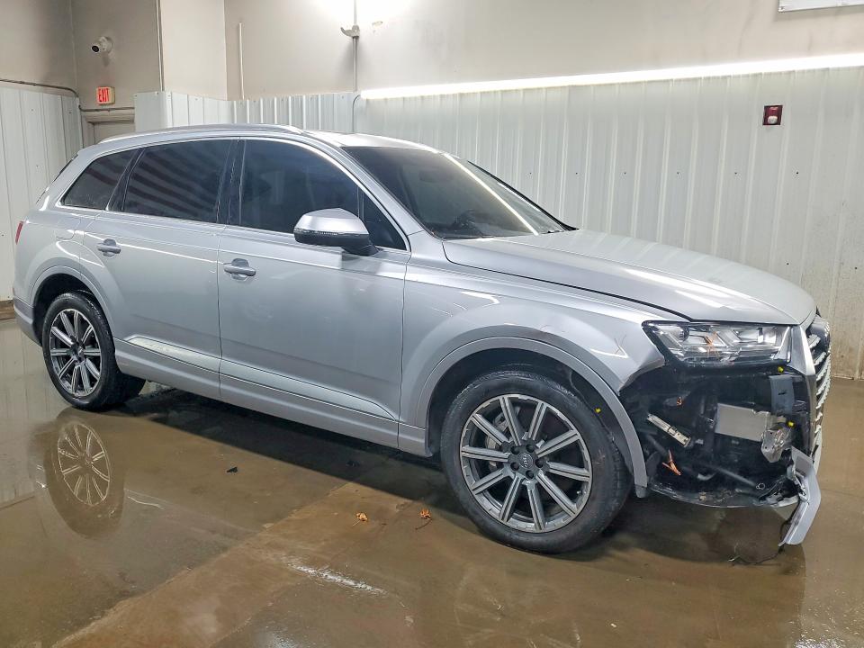 45656966 :رقم المزاد ، WA1VAAF78JD029764 vin ، 2018 Audi Q7 مزاد بيع