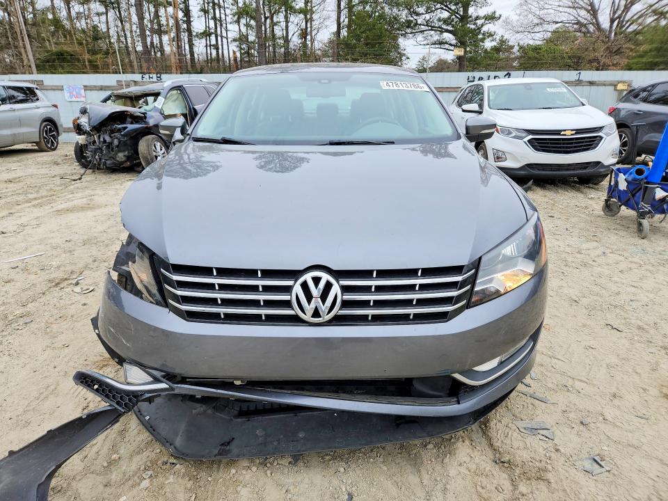 2014 Volkswagen Passat მანქანა იყიდება აუქციონზე, vin: 1VWCT7A39EC024564, აუქციონის ნომერი: 47813786