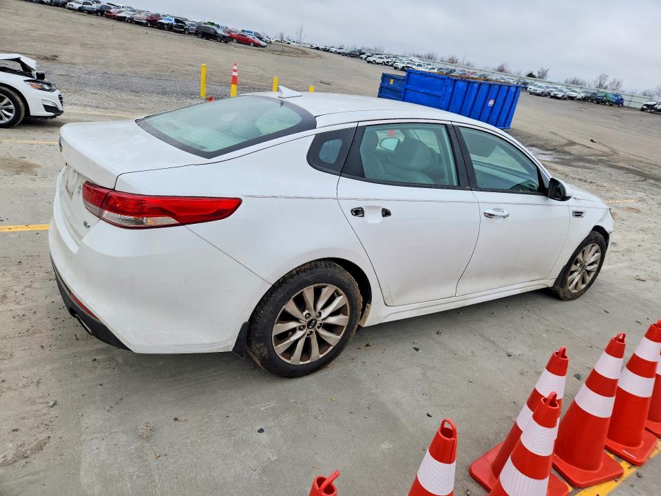 45503806 :رقم المزاد ، 5XXGU4L35GG020981 vin ، 2016 Kia Optima مزاد بيع