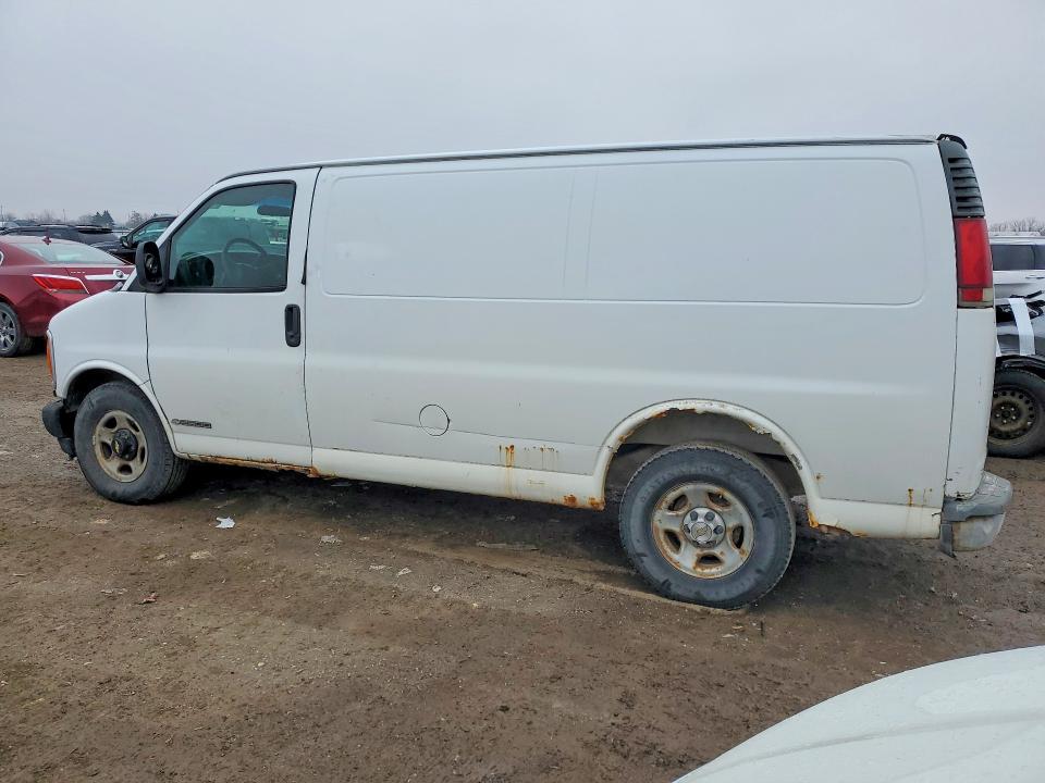 45620636 :رقم المزاد ، 1GCFG25MX11157379 vin ، 2001 Chev Express G2500 مزاد بيع