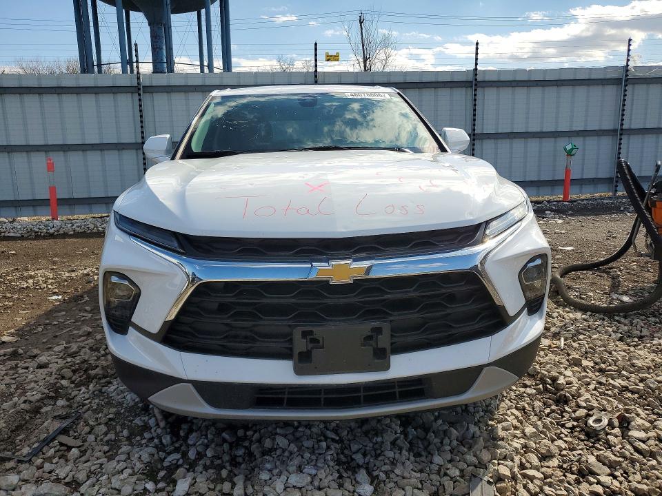 Продажа на аукционе авто 2024 Chevrolet Blazer, vin: 3GNKBCR48RS205556, номер лота: 48078606