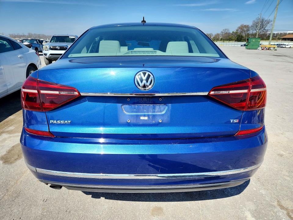 46282136 :رقم المزاد ، 1VWAT7A35HC022340 vin ، 2017 Volkswagen Passat مزاد بيع