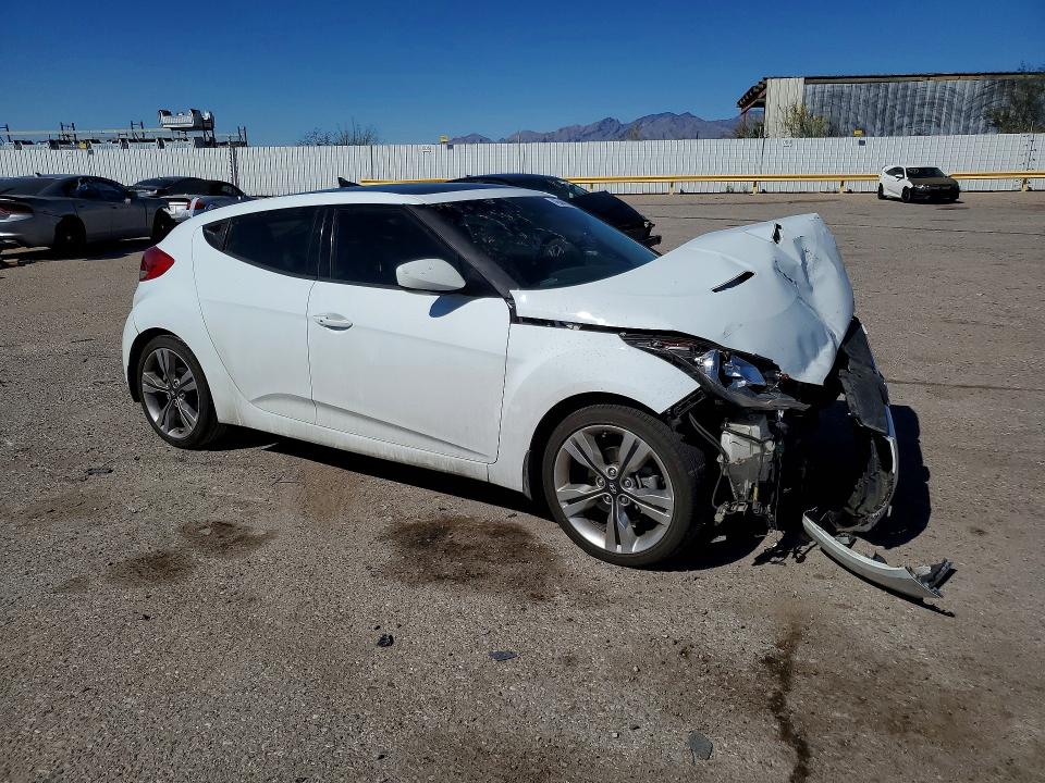 2013 Hyundai Veloster მანქანა იყიდება აუქციონზე, vin: KMHTC6AD8DU176393, აუქციონის ნომერი: 45448196