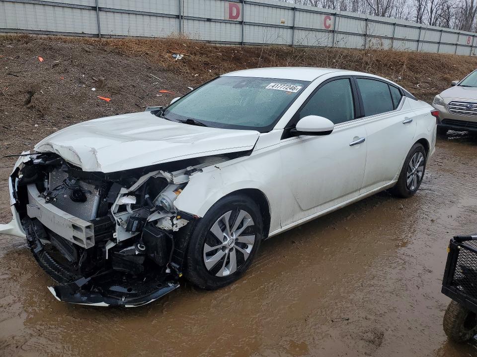 Продаж на аукціоні авто 2022 Nissan Altima, vin: 1N4BL4BV6NN334257, номер лоту: 41777246