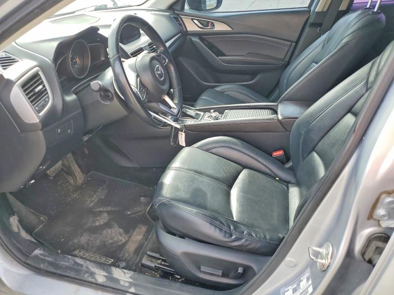 47462226 :رقم المزاد ، 3MZBN1V36JM180471 vin ، 2018 Mazda 3 مزاد بيع