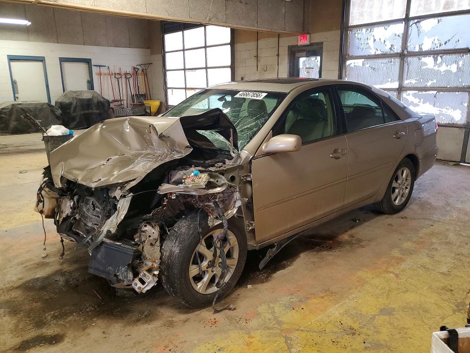 2005 Toyota Camry მანქანა იყიდება აუქციონზე, vin: 4T1BE32K85U981278, აუქციონის ნომერი: 46667856