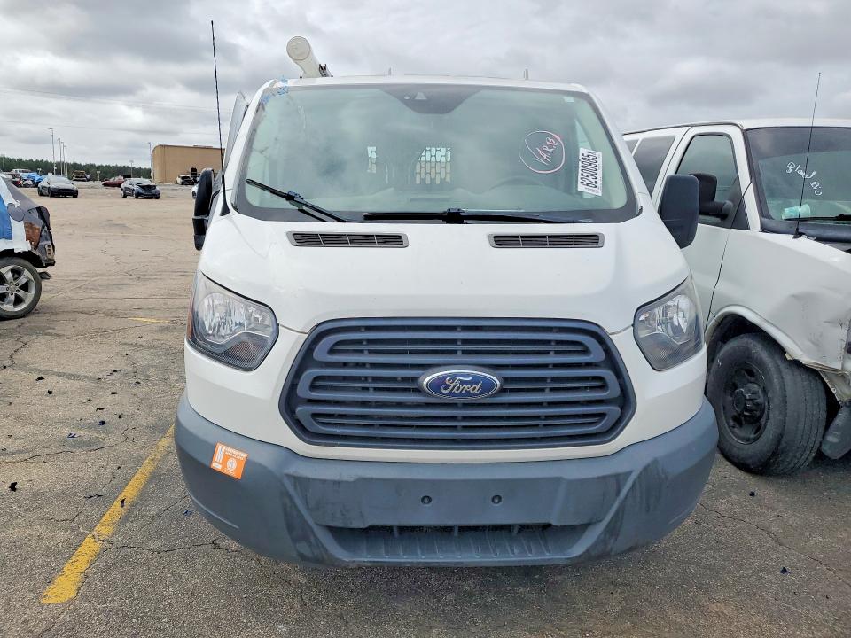 2018 Ford Transit მანქანა იყიდება აუქციონზე, vin: 1FTYR1ZM2JKB03706, აუქციონის ნომერი: 62500985