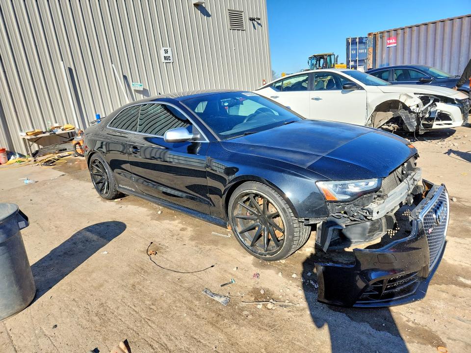 47052426 :رقم المزاد ، WUAC6AFRXEA900688 vin ، 2014 Audi Rs5 مزاد بيع