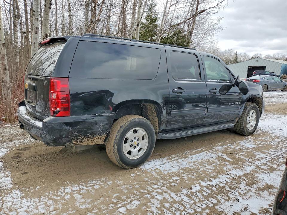 2014 Chevrolet Suburban მანქანა იყიდება აუქციონზე, vin: 1GNSKHE71ER100822, აუქციონის ნომერი: 78532855