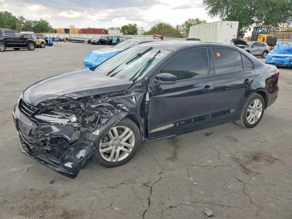 47514626 :رقم المزاد ، 3VW2B7AJ0JM249834 vin ، 2018 Volkswagen Jetta مزاد بيع