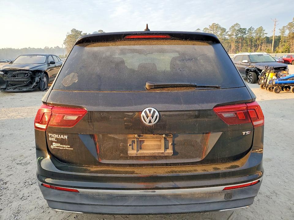 Aukcja sprzedaży 2018 Volkswagen Tiguan, vin: 3VV3B7AX4JM021042, numer aukcji: 45480396